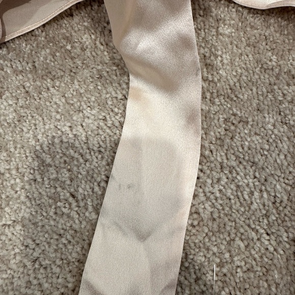 VERONICA BEARD Viv Silk Wrap Top - Cream size 8 NWT - Picture 7 of 8